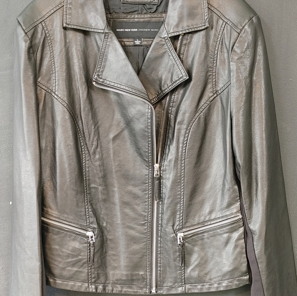 Marc New York- Andrew Marc zip front leather jacket